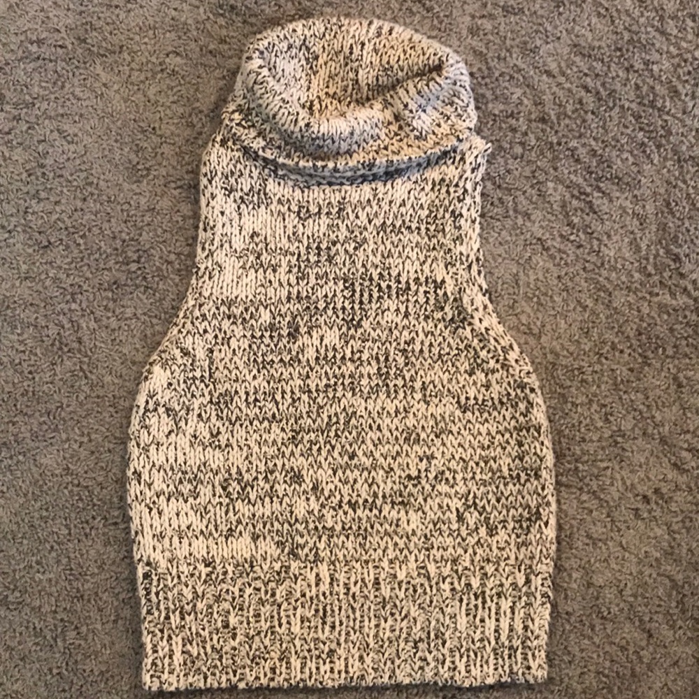 Kendall and Kylie sleeveless turtleneck.